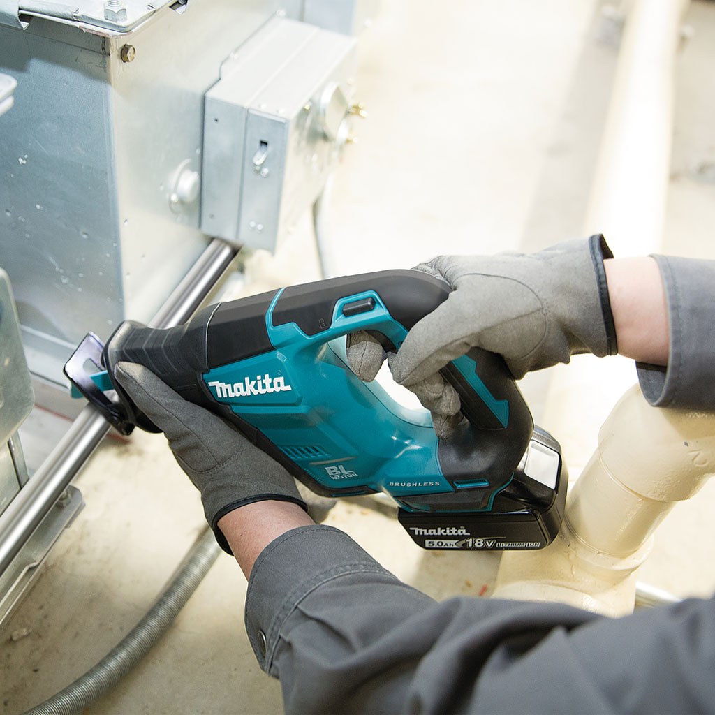 Makita DJR188RTJ Seghetto dritto Compact 18V 4