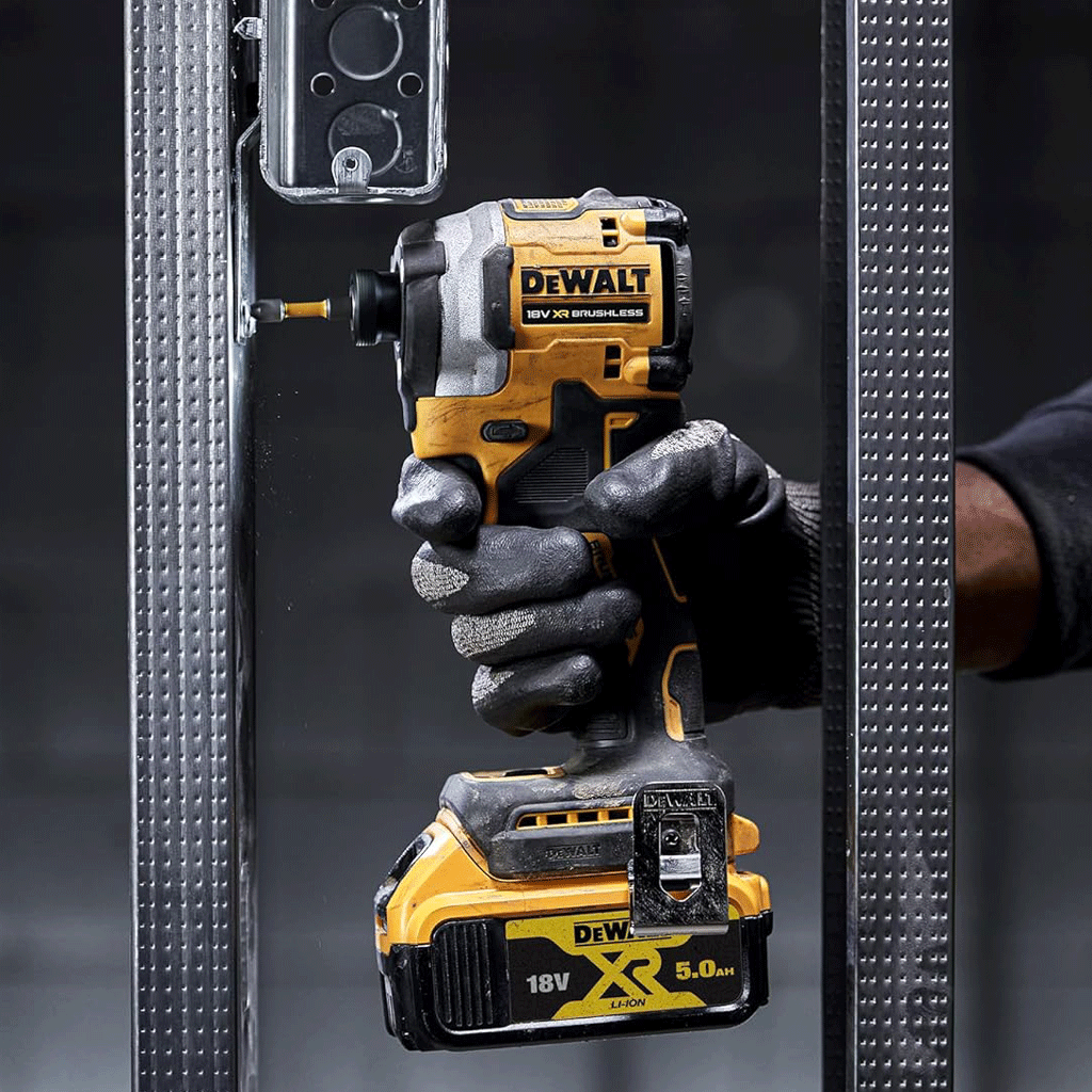 DeWALT DCF850P2T QW Avvitatore impulsi compatto XR 18V Lavoro